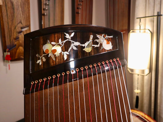 largest guzheng shop, zhuque Guzheng, 135cm guzheng, small guzheng, travel-size guzheng, quality guzheng, premium guzheng, concert guzheng, 朱雀古筝,1.35米小古筝,便携古筝,海外买古筝,高品质古筝,高性价比古筝,古筝海外专卖店,