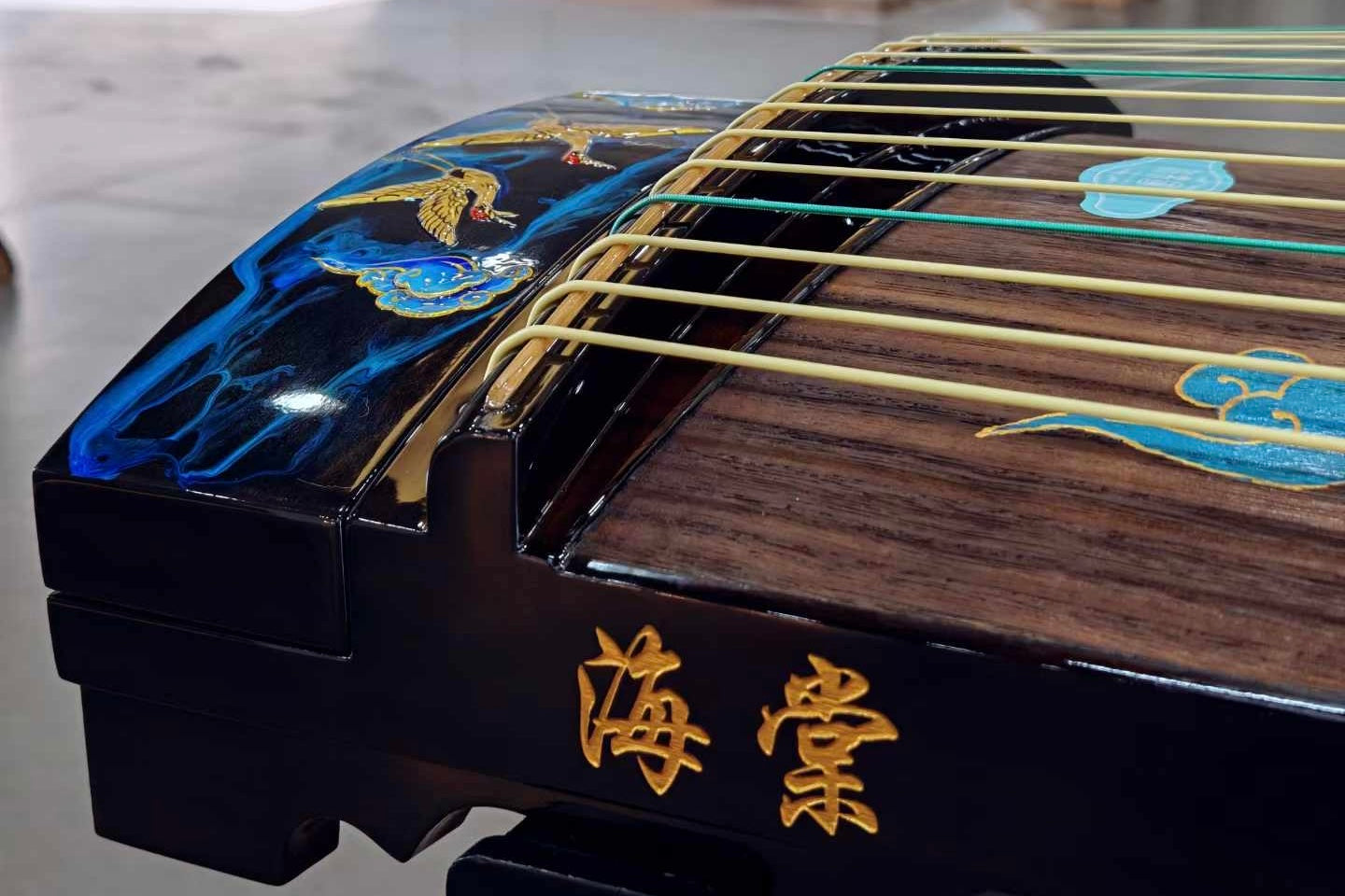 buy guzheng, affordable guzheng, small guzheng, 135cm guzheng, Haitang guzheng, high quality guzheng, premium guzheng, guzheng with free shipping, 小古筝,1米古筝,1.35米古筝,便携古筝,海棠古筝,海外买古筝,高性价比古筝