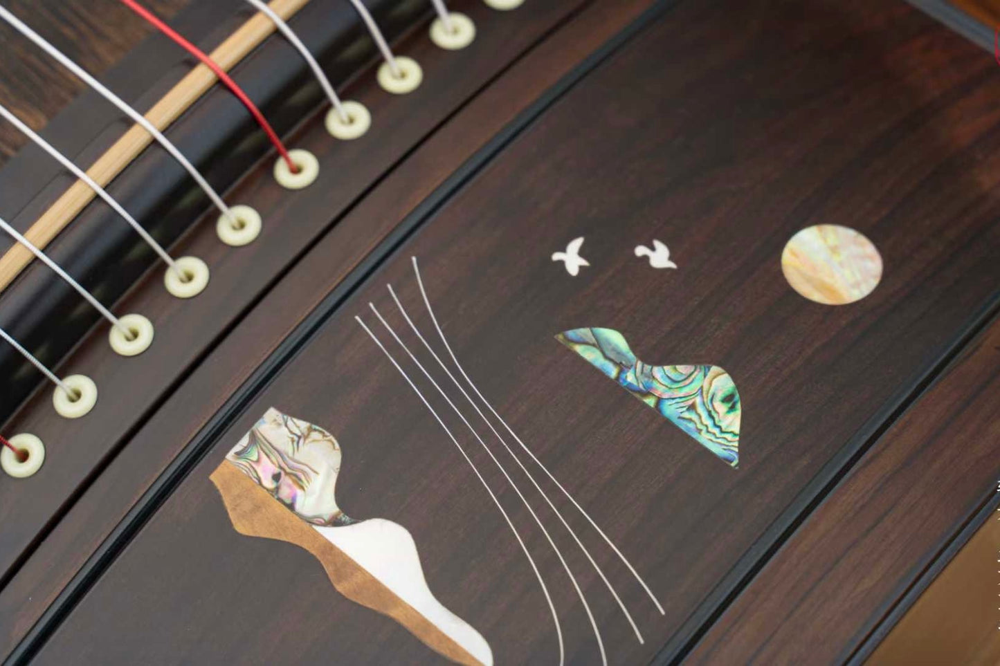 Chinese music store - travel size guzheng, high quality guzheng, mini guzheng that don't compromisx qe on sound quality, guzheng with free shipping, 高性价比古筝, 便携古筝, 小古筝, 在海外买古筝, 在海外学古筝