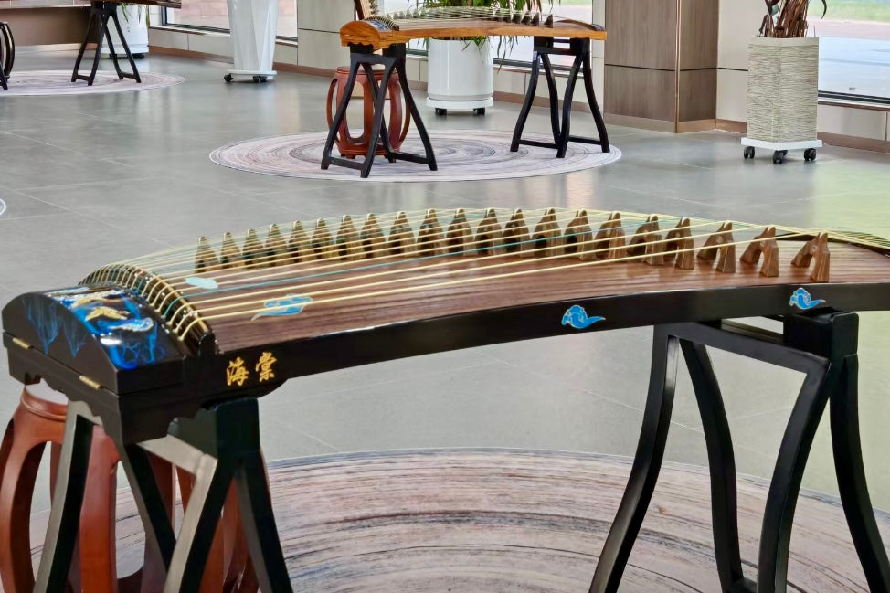 buy guzheng, affordable guzheng, small guzheng, 135cm guzheng, Haitang guzheng, high quality guzheng, premium guzheng, guzheng with free shipping, 小古筝,1米古筝,1.35米古筝,便携古筝,海棠古筝,海外买古筝,高性价比古筝