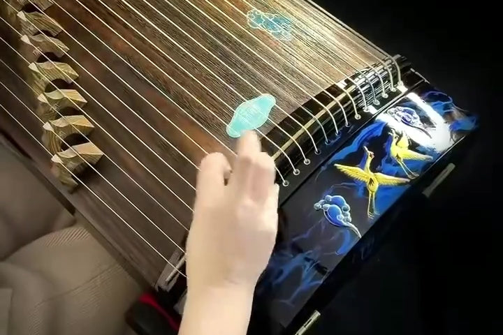 buy guzheng, affordable guzheng, small guzheng, 135cm guzheng, Haitang guzheng, high quality guzheng, premium guzheng, guzheng with free shipping, 小古筝,1米古筝,1.35米古筝,便携古筝,海棠古筝,海外买古筝,高性价比古筝