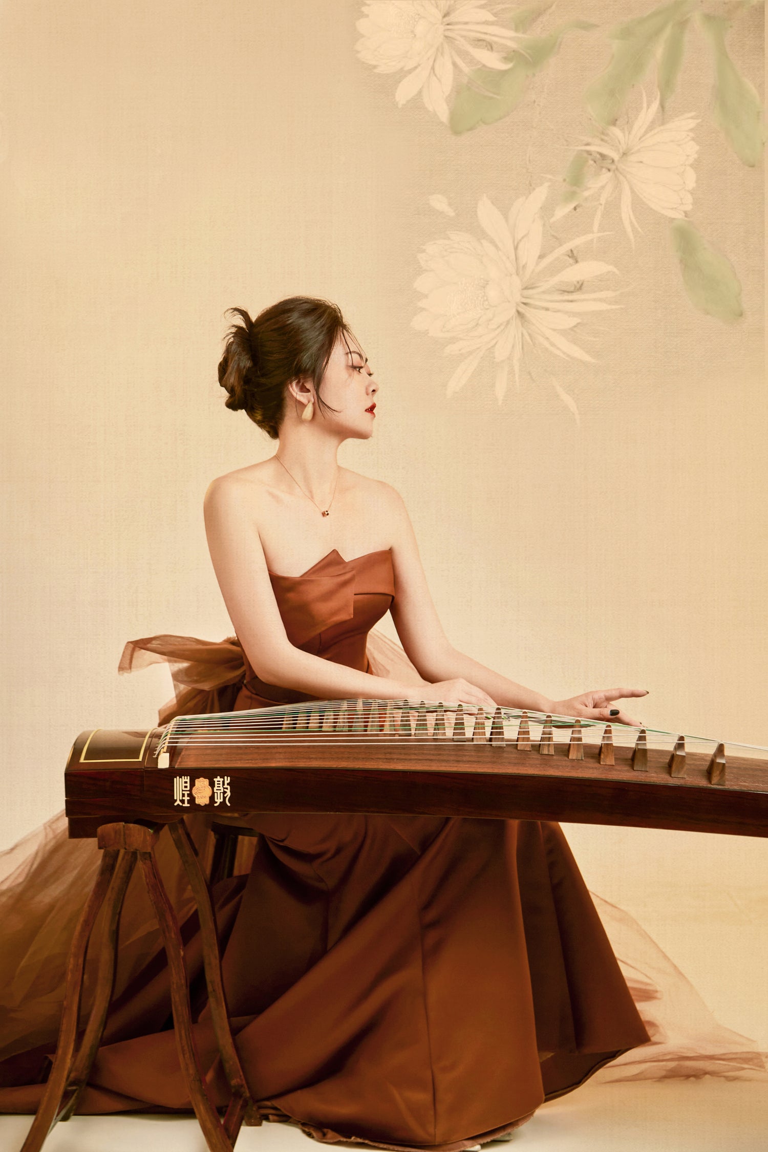 Top guzheng player Qing Du, professional Guzheng performance,  guzheng performance for Chinese New Year, 英国古筝艺术家, 伦敦古筝演出, 中国春节古筝表演