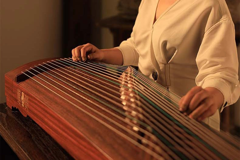 Best guzheng brands, dunhuang guzheng, buy guzheng, affordable guzheng,small guzheng, 100cm-135cm guzheng, branded guzheng, quality guzheng, premium guzheng, 敦煌小古筝，1米古筝，1.3米古筝，便携古筝，买古筝，海外买古筝，高性价比古筝