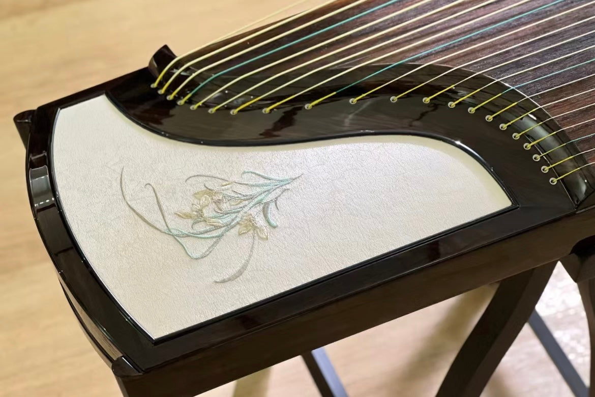 Tangxiang guzheng, buy guzheng, 163 guzheng, full-size guzheng, branded guzheng, quality guzheng, premium guzheng, concert-level guzheng, 唐响古筝，古筝海外代理，标准古筝，品质古筝, 海外买古筝，高性价比古筝