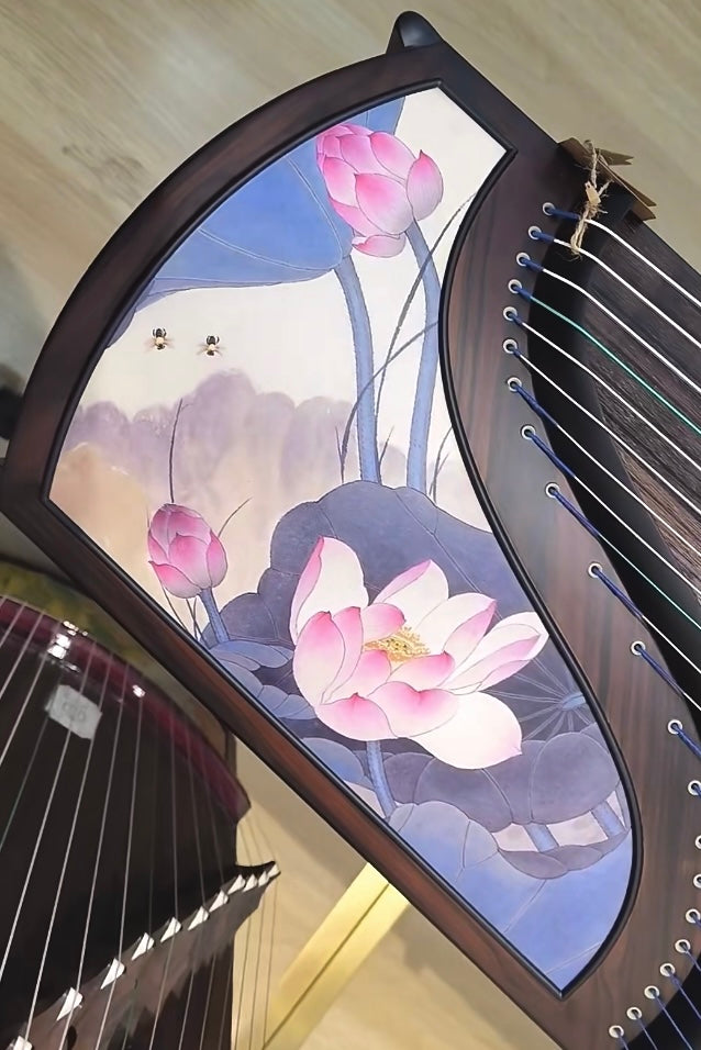 163cm guzheng, blue and lotus design, full size guzheng, premium guzheng, tangxiang guzheng, high quality guzheng, buy guzheng with Guzheng World, carefully-picked by Guzheng expert Qing Du, 163cm古筝, 唐响古筝, 高品质古筝, 高性价比古筝, 在海外买古筝