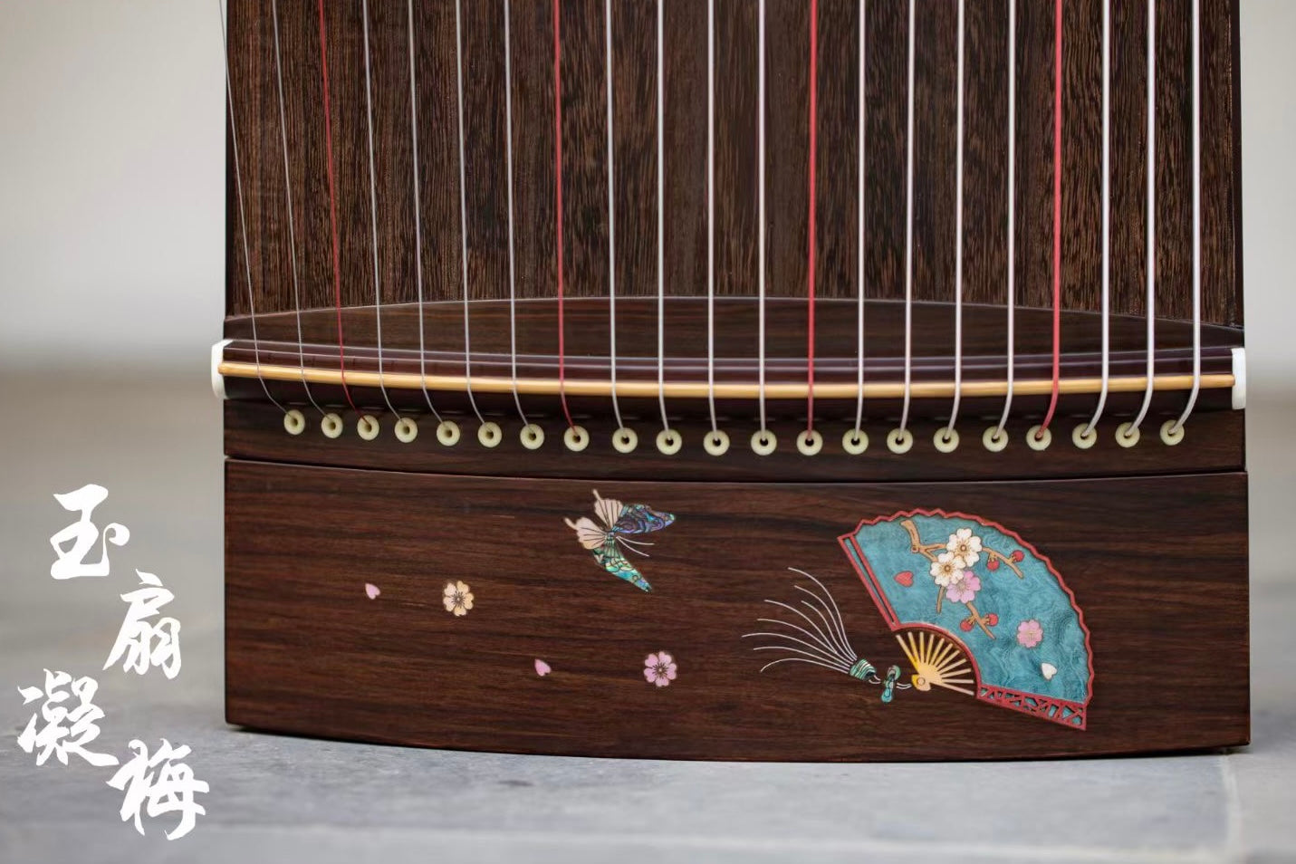 Chinese music store - premium travel-size guzheng carefully-picked by Guzheng expert Qing Du, guzheng lessons near me, 高性价比便携古筝, 小古筝, 买古筝, 学古筝, 古筝老师