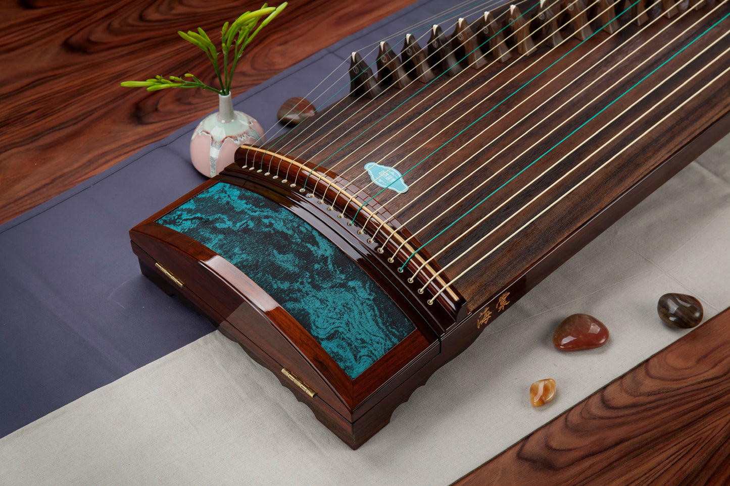 Top guzheng brands, Haitang guzheng, buy guzheng, 163 guzheng, full-size guzheng, branded guzheng, quality guzheng, premium guzheng,海棠古筝，古筝海外代理，163标准古筝，品质古筝，海外买古筝，高性价比古筝