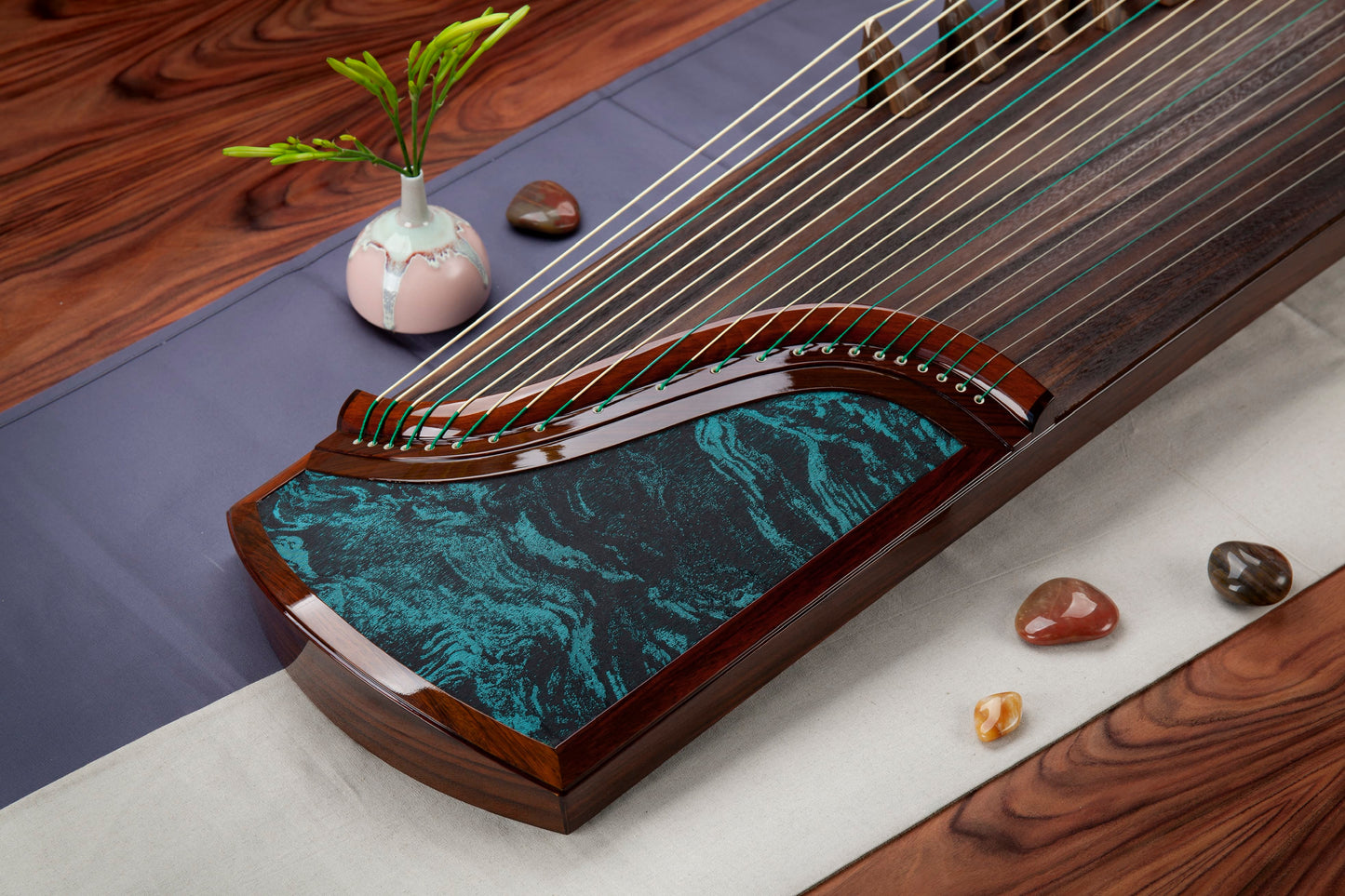 Top guzheng brands, Haitang guzheng, buy guzheng, 163 guzheng, full-size guzheng, branded guzheng, quality guzheng, premium guzheng,海棠古筝，古筝海外代理，163标准古筝，品质古筝，海外买古筝，高性价比古筝