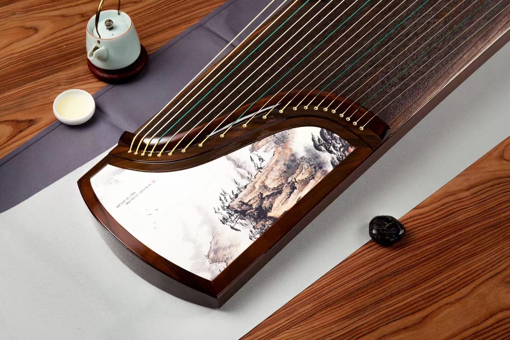 buy high-quality 163cm guzheng with Guzheng World | Carefully-picked by Guzheng expert Qing Du | 高性价比古筝｜买古筝｜学古筝｜古筝世界