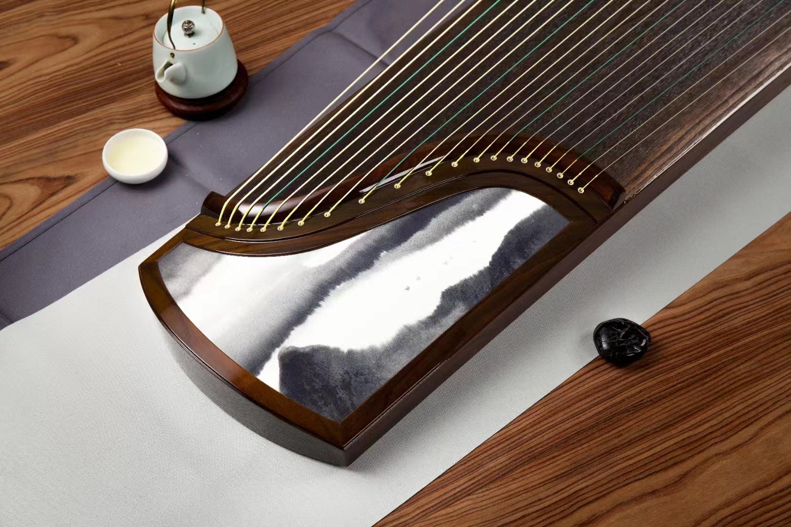 buy high-quality 163cm guzheng with Guzheng World | Carefully-picked by Guzheng expert Qing Du | 高性价比古筝｜买古筝｜学古筝｜古筝世界