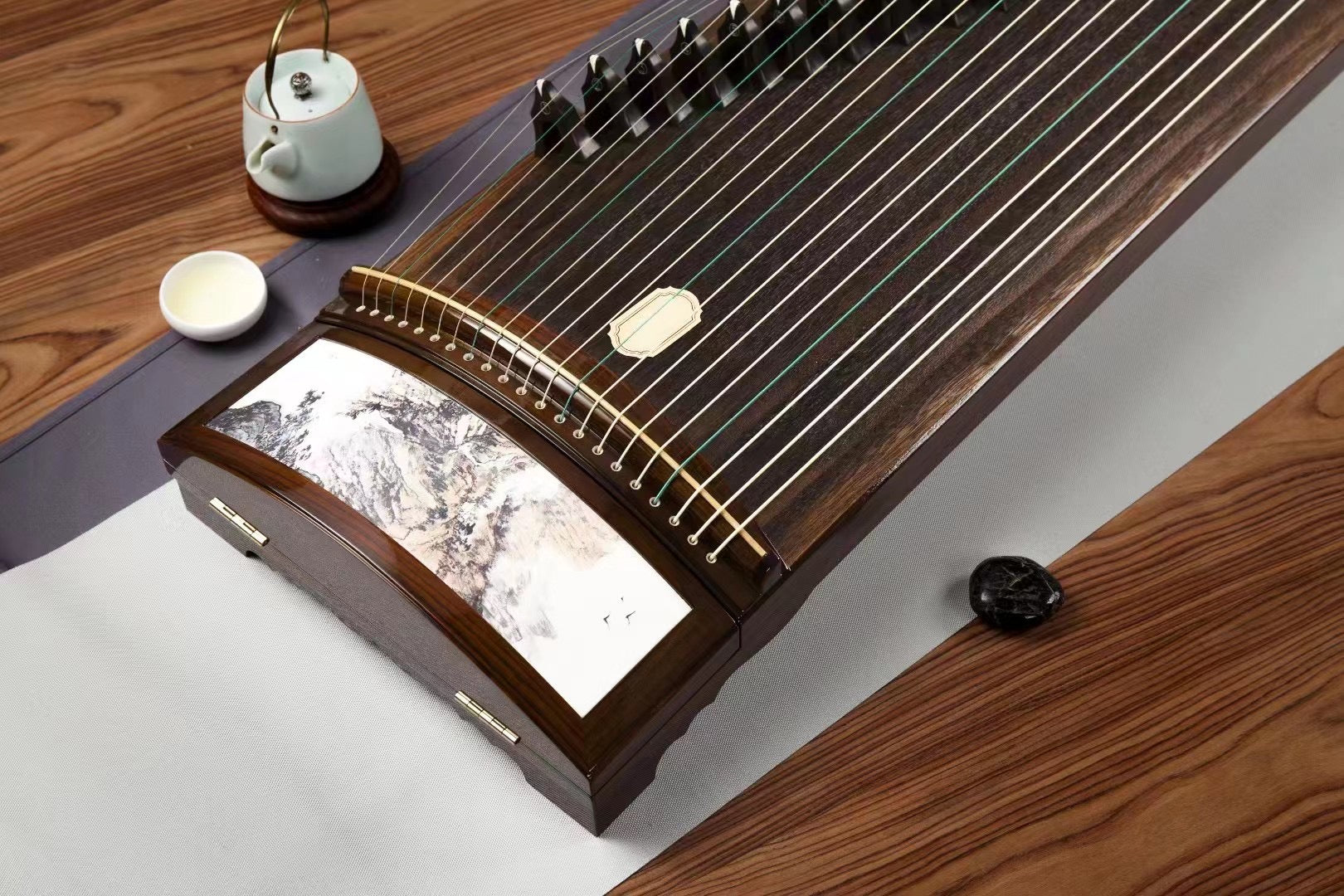 buy high-quality 163cm guzheng with Guzheng World | Carefully-picked by Guzheng expert Qing Du | 高性价比古筝｜买古筝｜学古筝｜古筝世界